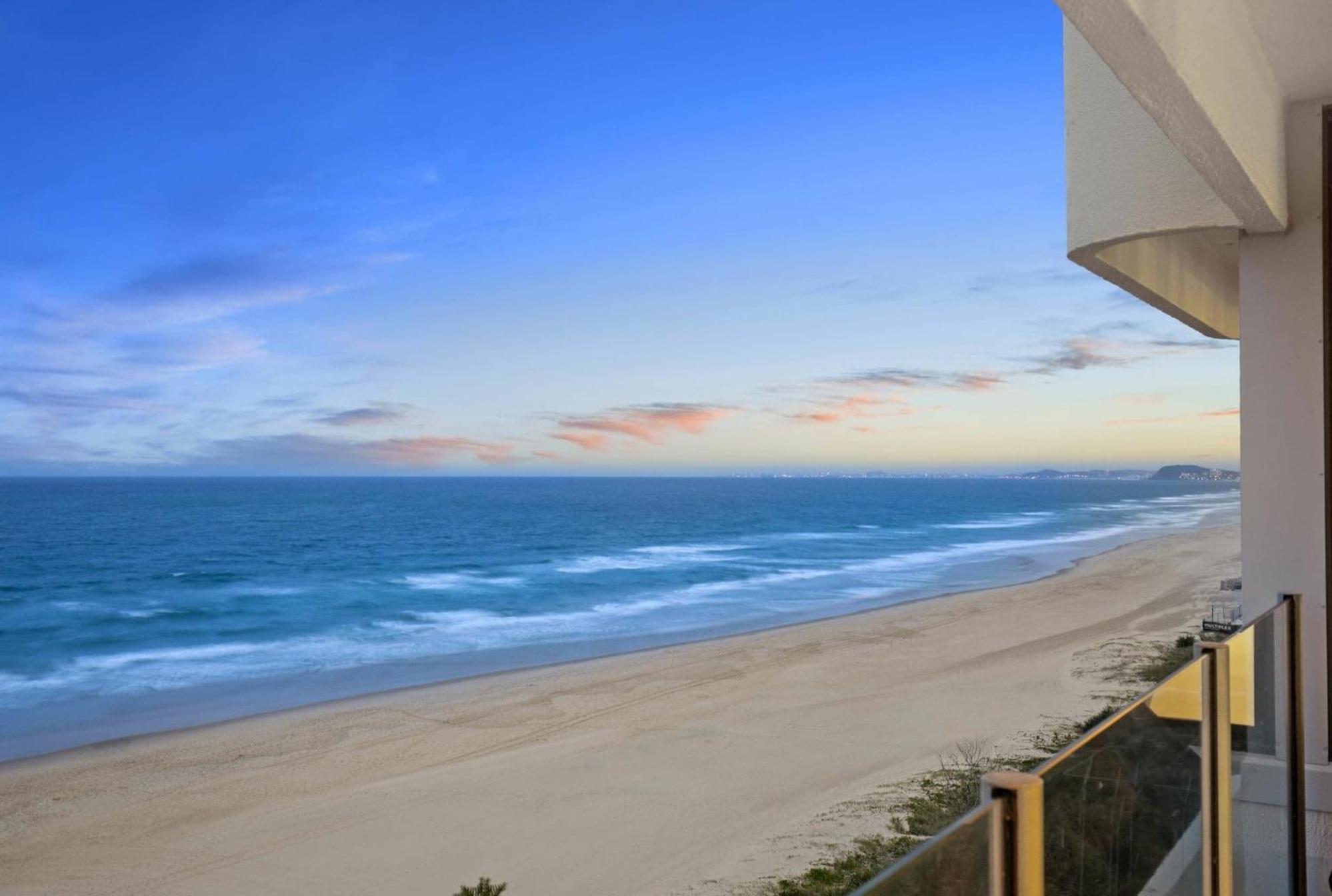 Dorchester On The Beach Gold Coast Exterior foto