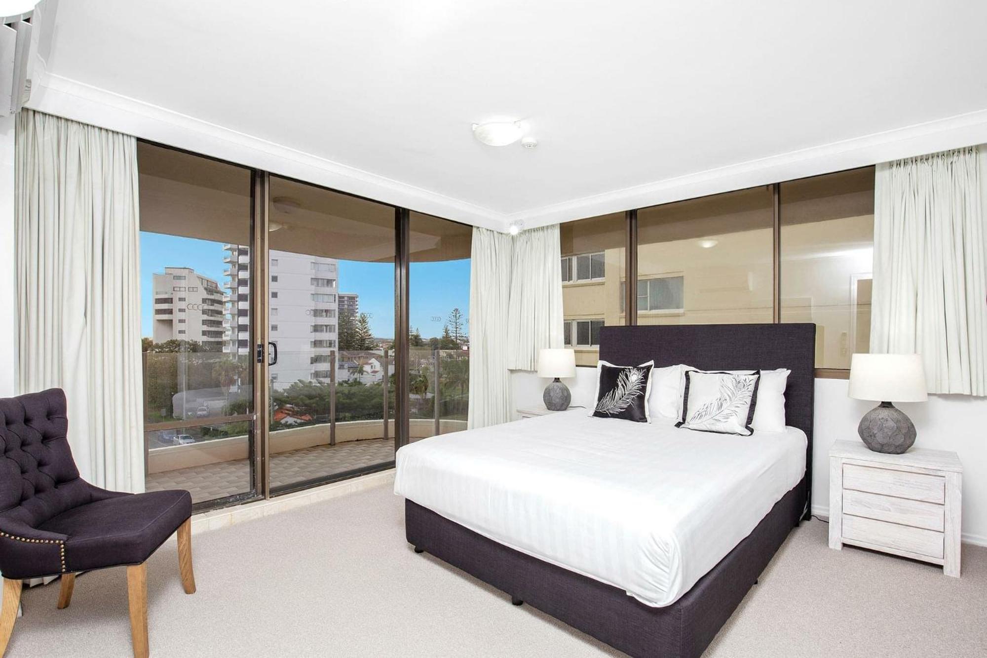 Dorchester On The Beach Gold Coast Exterior foto